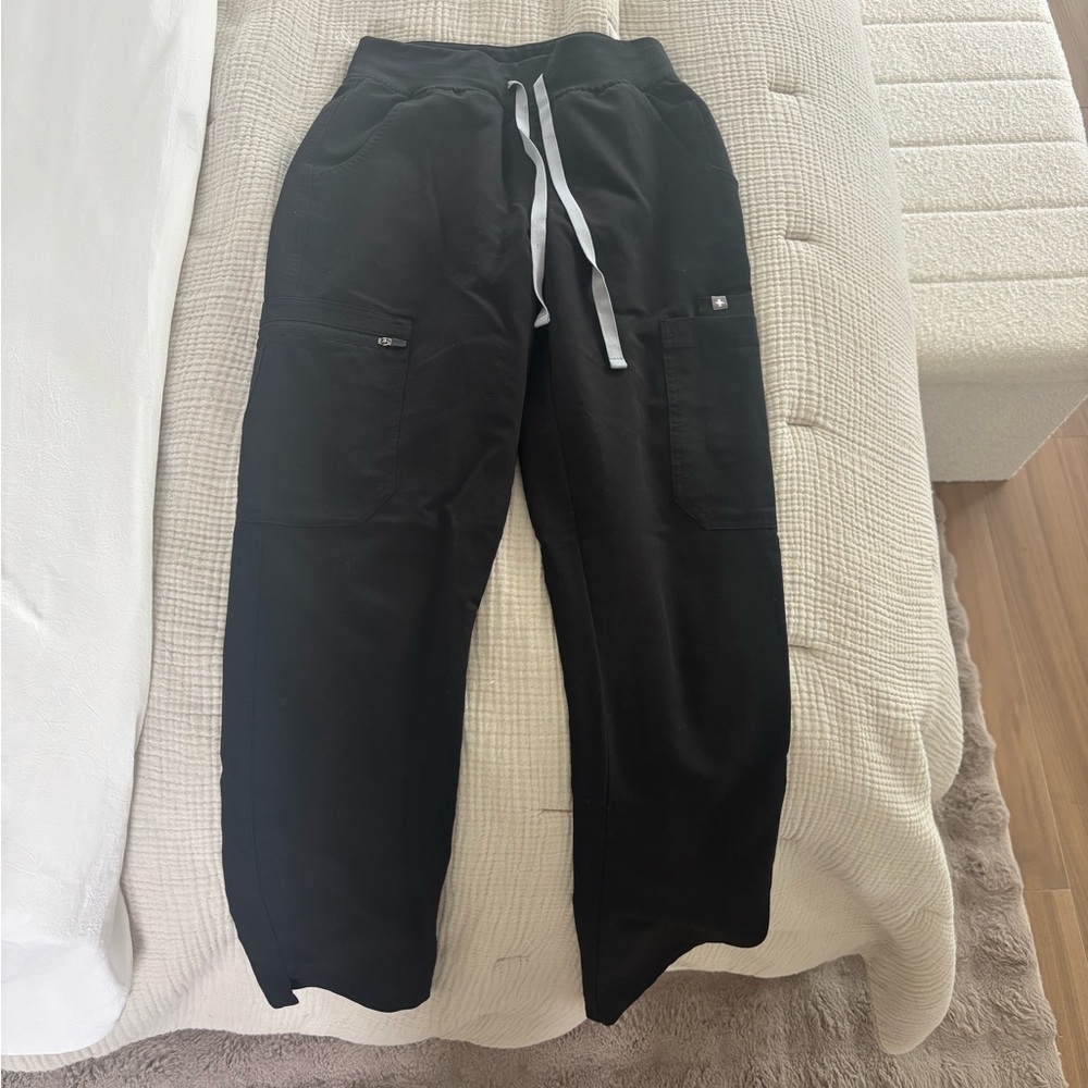 Figs Black Yola Skinny High waisted Scrub Pants